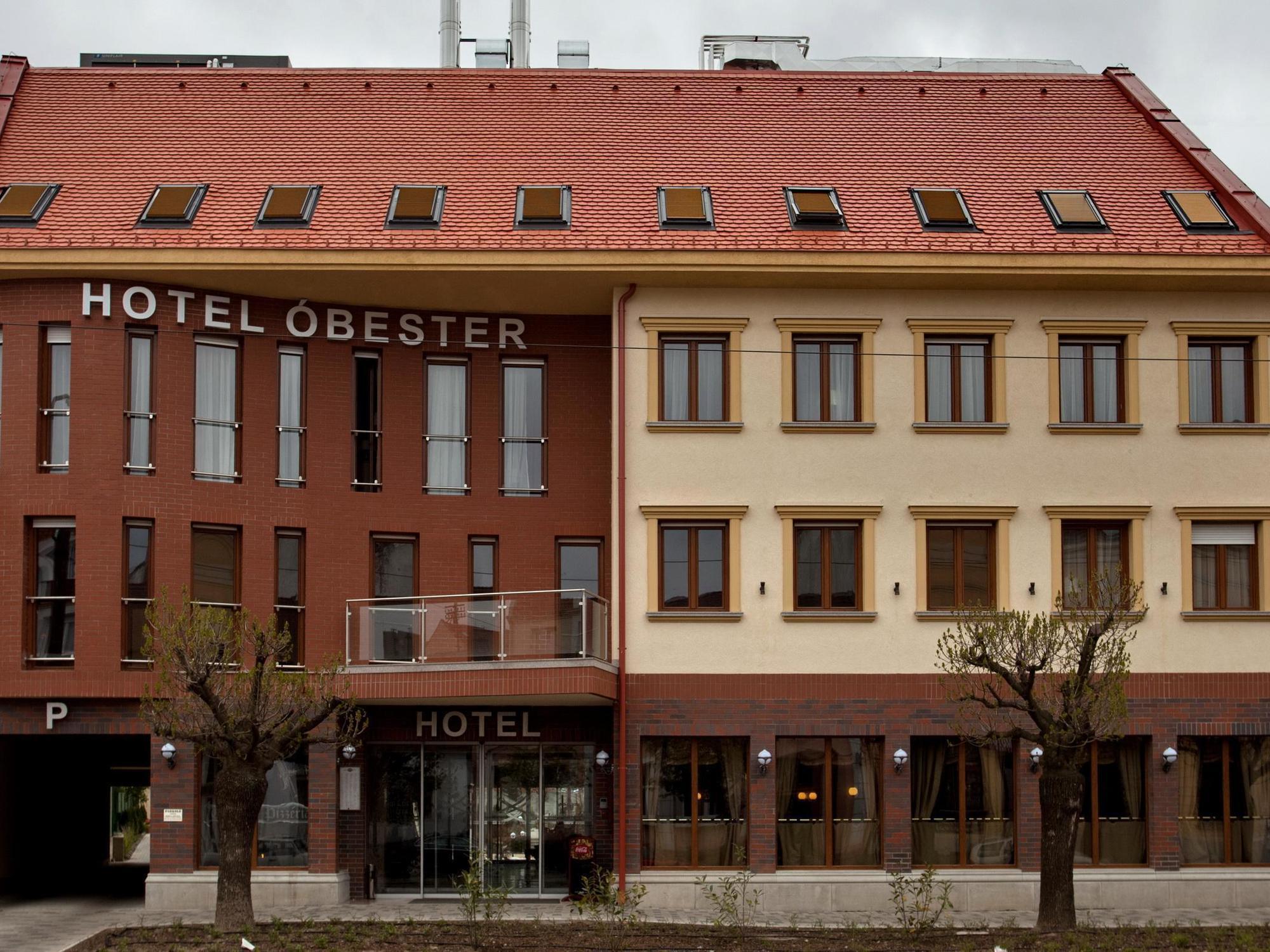 Hotel Debrecen Exterior photo